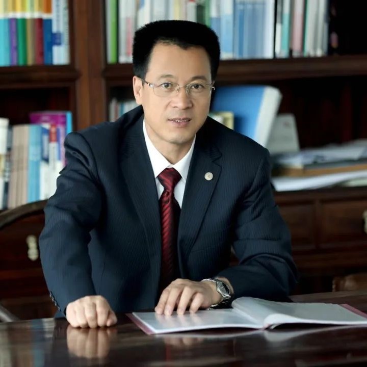 Xu Fadong: Unswerving, a dreamer and leader on the road of law