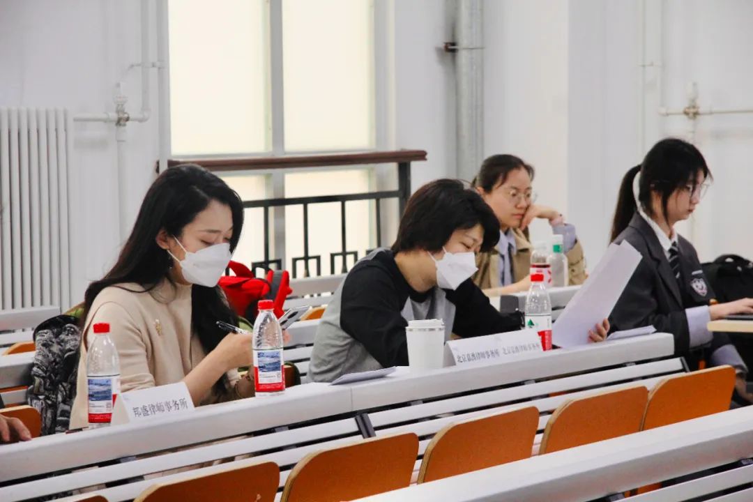 Partners Wei Wei and Tian Qiunying were invited to be the judges of the 13th Beijing University Mock Interview Competition, helping law students to set sail in the job market.