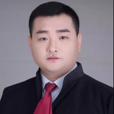 刘亚奇.jpg