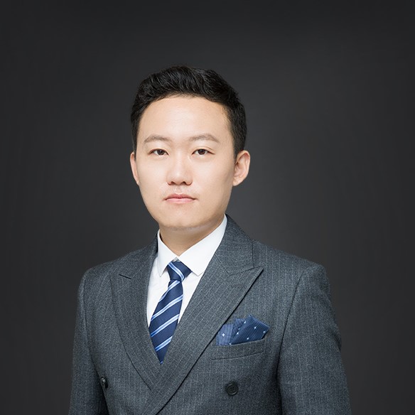 安鸿鹏.jpg