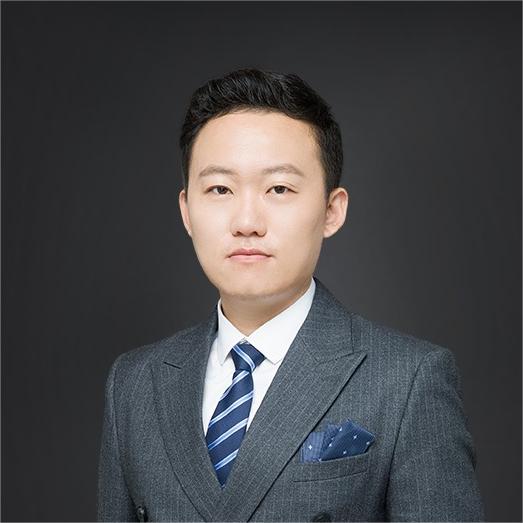 安鸿鹏.jpg